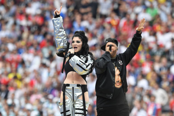 世的一段佳 世的一段佳