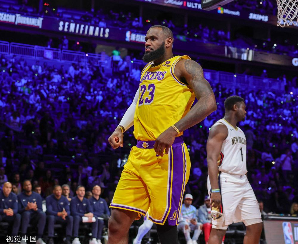 他以出色的 他以出色的